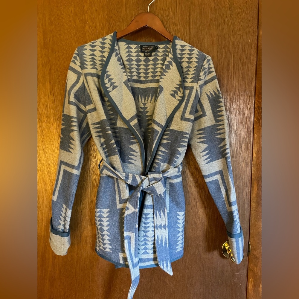 Pendleton Women’s Wrap Jacket Coat Southwestern Aztec Wool Limited Edition